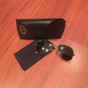 Ray Ban Aviators Black Sm Size