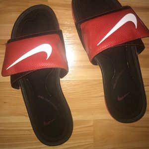 nike slides