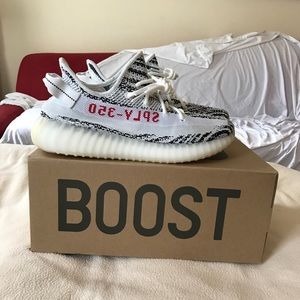 Brand New Yeezy Boost V2 Zebra Size 10.5 !