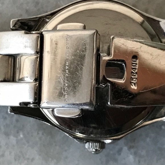 Marc by Marc Jacob Watch Women Silver Wrist Watch - Picture 8 of 8