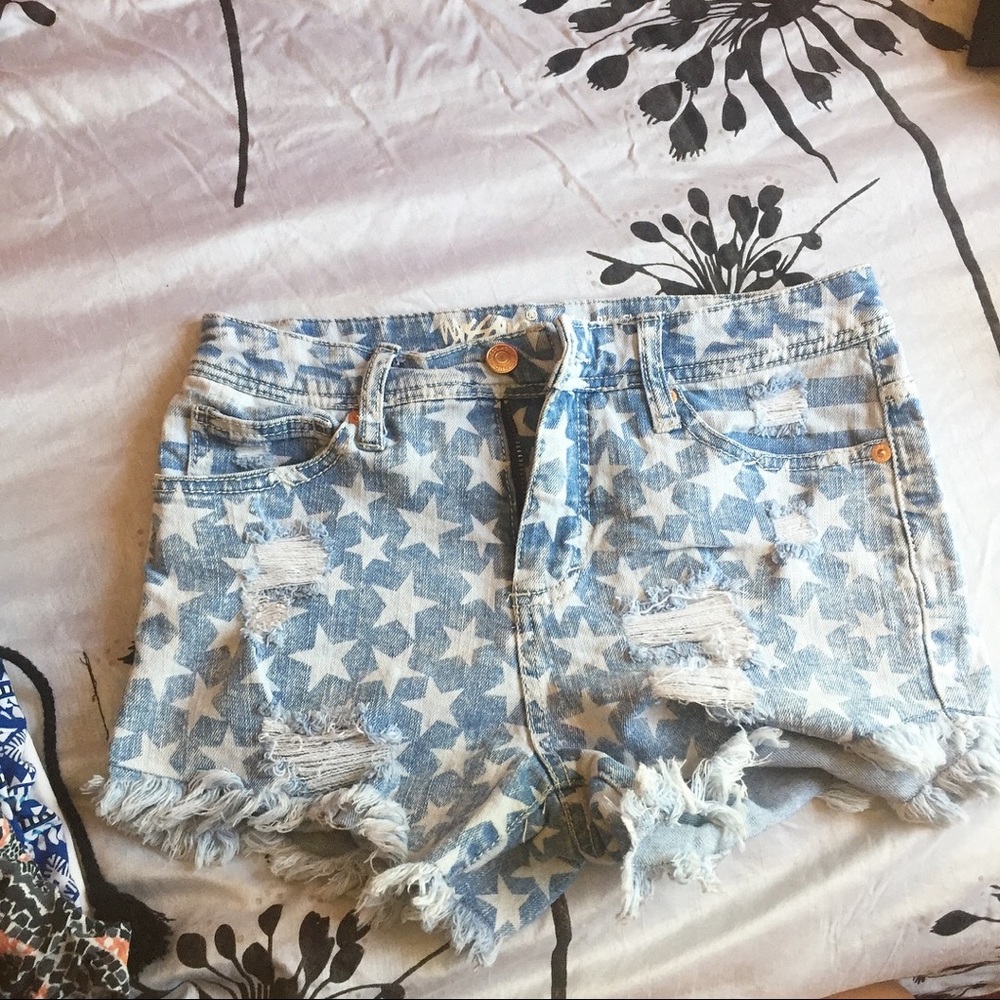 Patriotic shorts