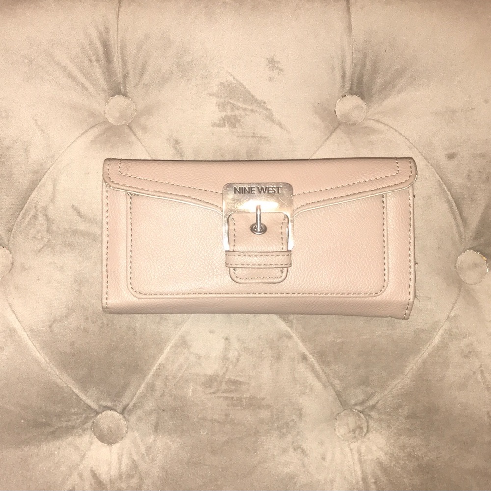 Nine West Tan Wallet Large