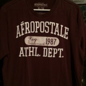 Aeropostale shirt in Great condition.