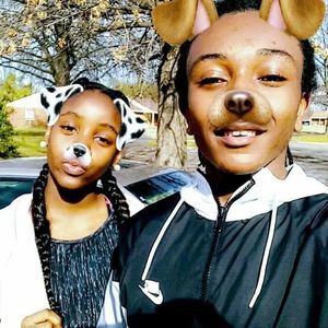 Meet your Posher, Ebony