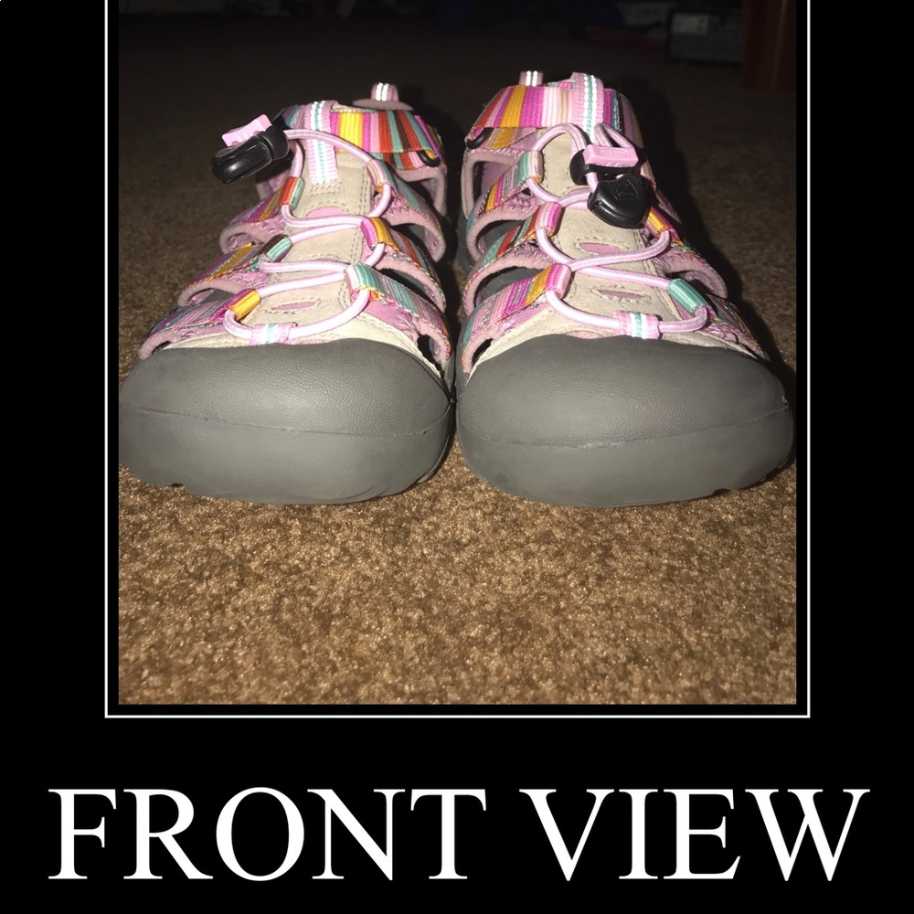 Keen big girls sandals.