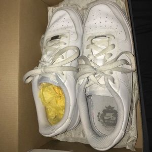 Nike Air Force 1 White