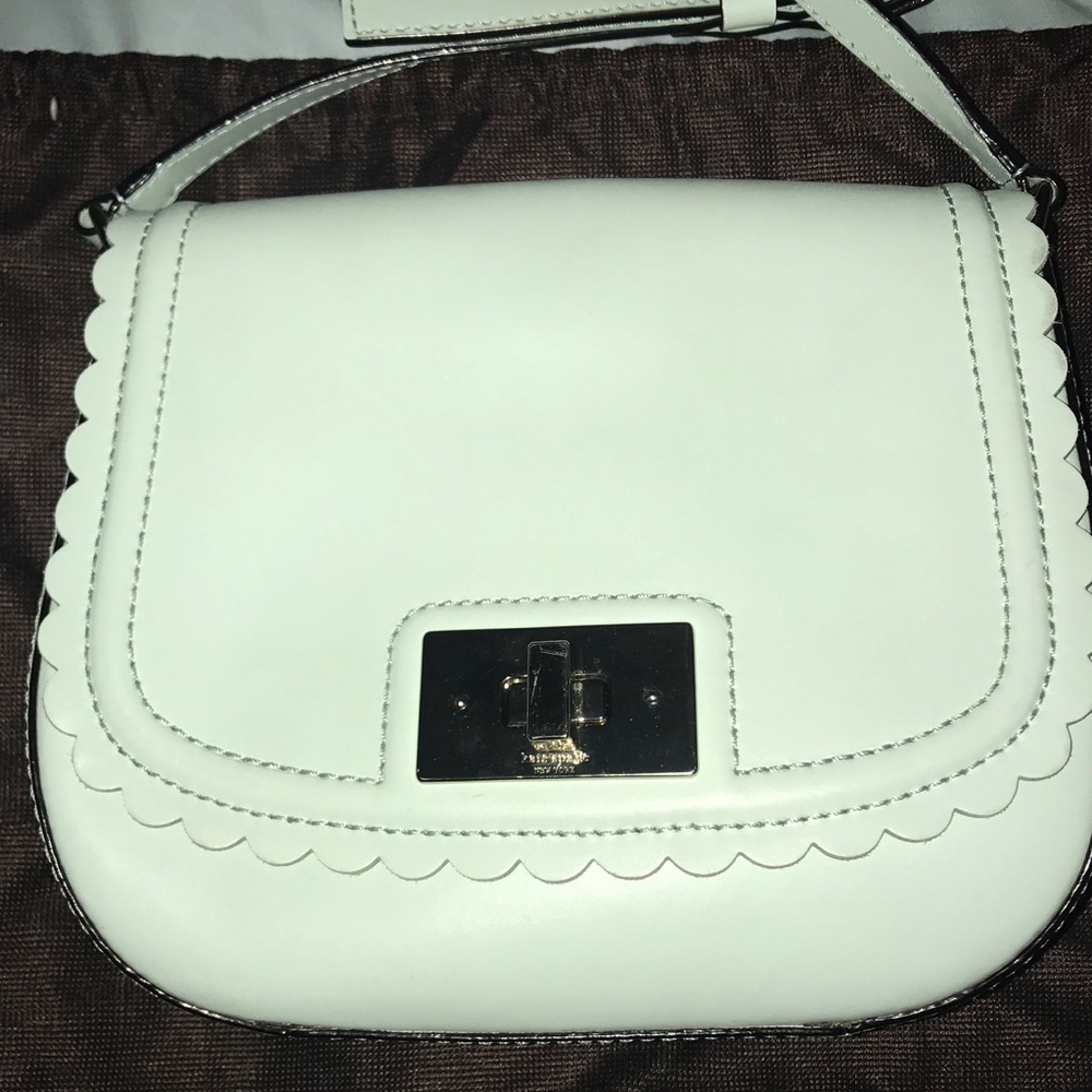 Kate Spade Purse - Picture 1 of 4