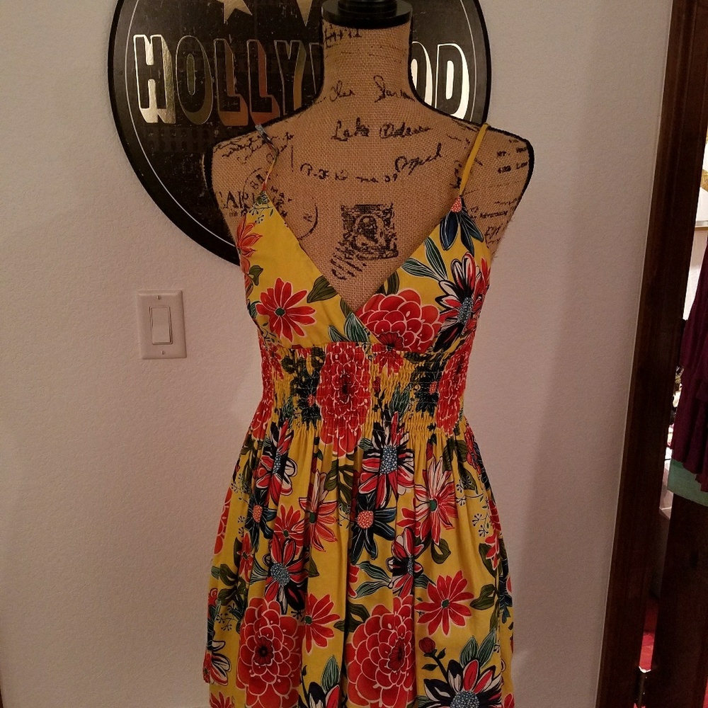 Adorable yellow floral dress