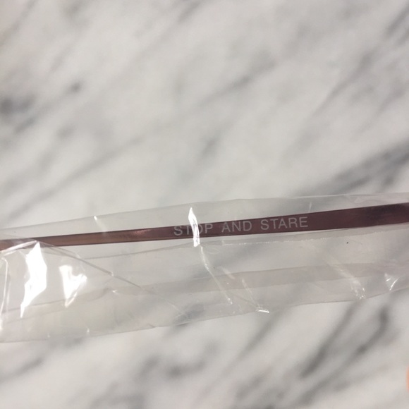 ‼️LAST ONE‼️ Quay Stop & Stare Sunnies - Picture 4 of 4