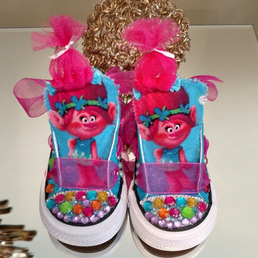 Custom Sneakers 🆕💞🛍️ - Picture 5 of 8