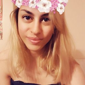 Meet your Posher, Nicole