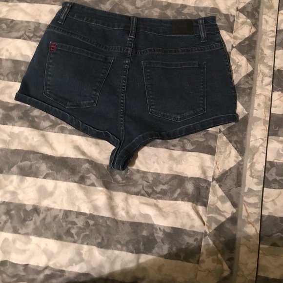 Jean short - Picture 2 of 2