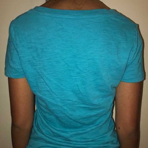 Blue V-Neck - Picture 2 of 3