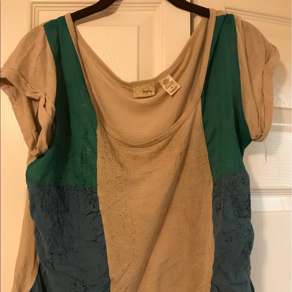 Daytrip top