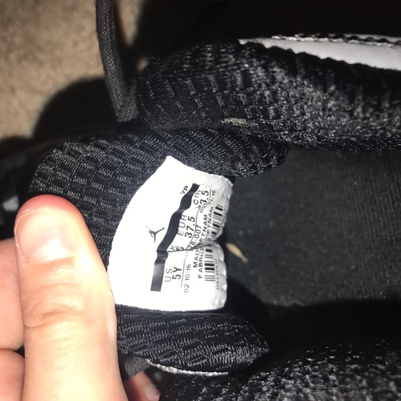 Girl Jordan's - Picture 6 of 8