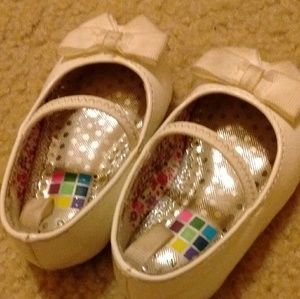 Infant dressy shoes