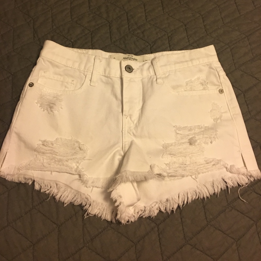 White High Waisted Abercrombie & Fitch Shorts 0 25