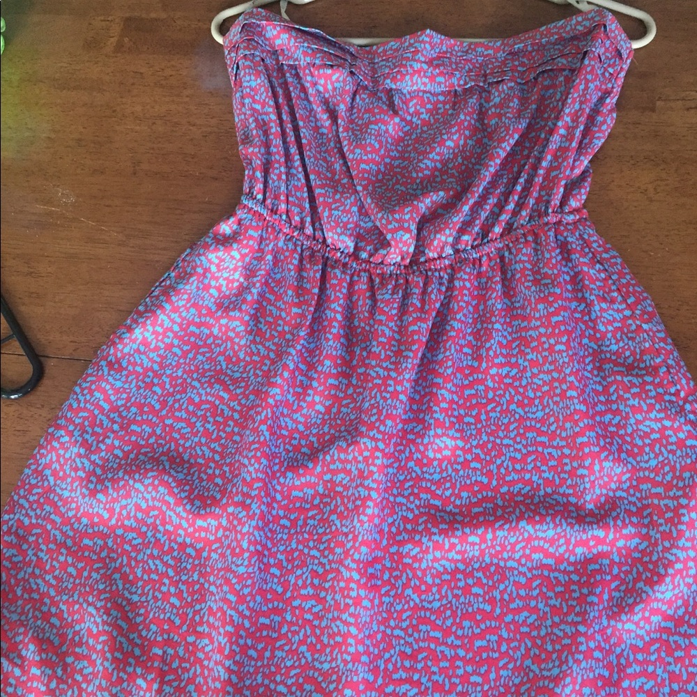 Adorable summer strapless dress