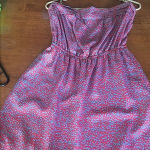 Adorable summer strapless dress