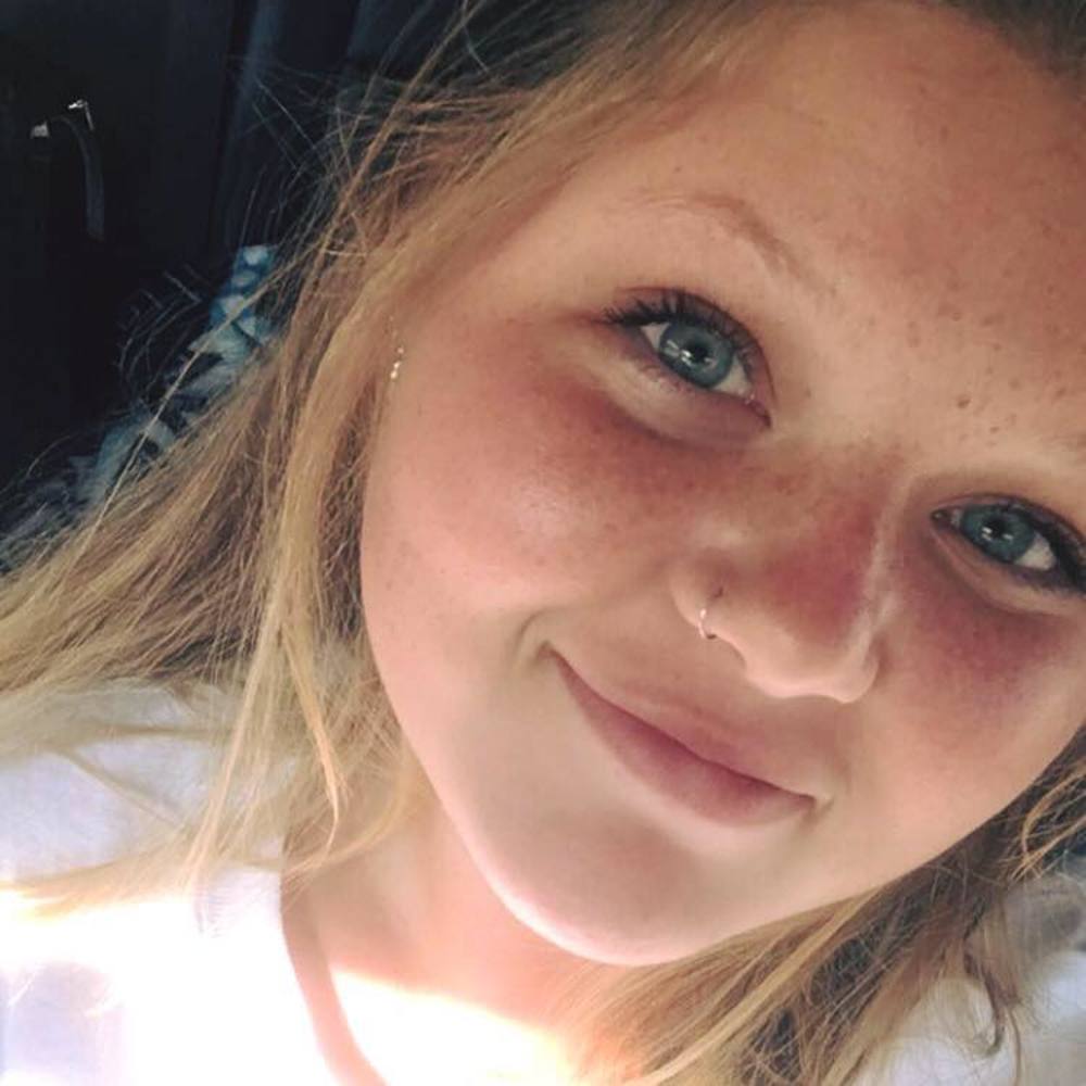 Meet your Posher, Kayla