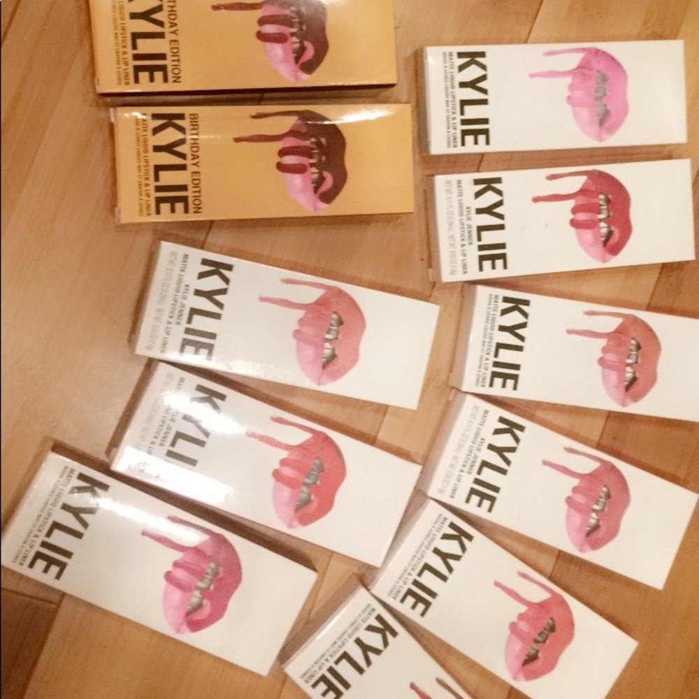 Kylie Lip Kits / Kylie Eye Kits / MAC Eye Pallete