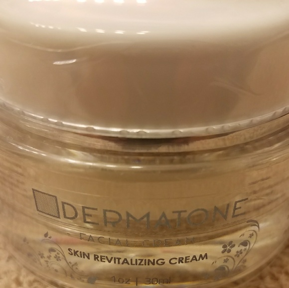 Dermatone skin care NEW - Picture 4 of 4