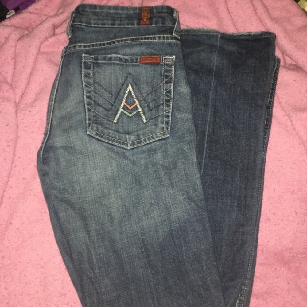 7FAM SIZE 28 BOOTCUT