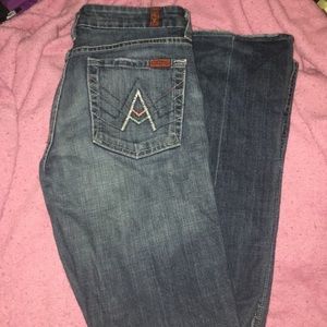 7FAM SIZE 28 BOOTCUT