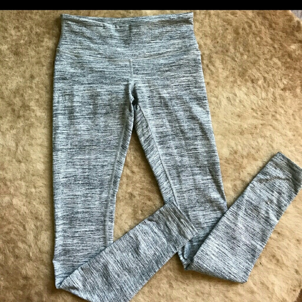 MidRise striped heathered grey leggings wunder