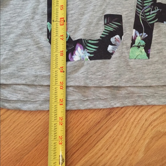 NWOT Aeropostale CA grey crop top - Picture 5 of 5