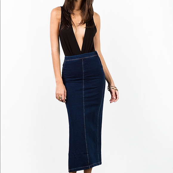 KNIT DENIM SIDE SLIT MAXI SKIRT - Picture 2 of 2