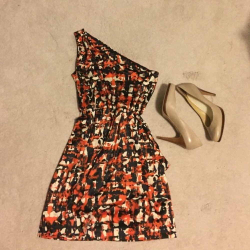 One shoulder satin dress!