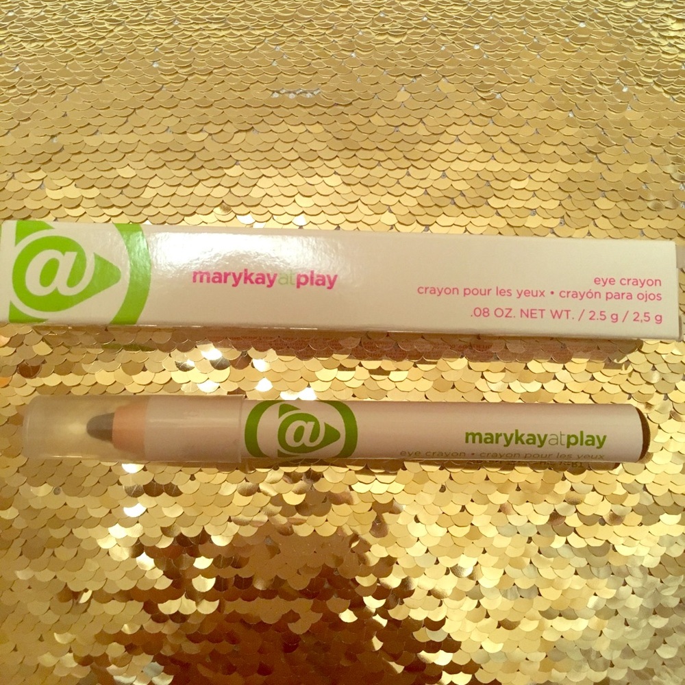 Mary Kay at play Green Tea eye crayon