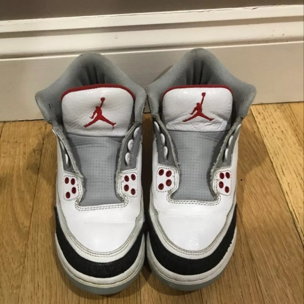 Jordan Fire Red 3s