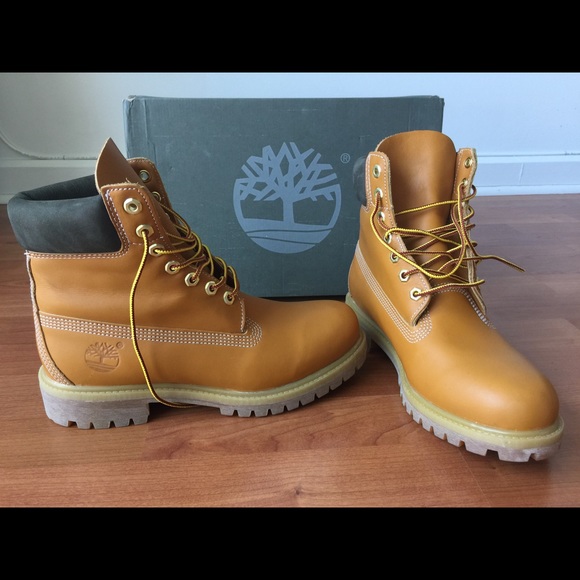 New Timberland Leather Construction Boot - Picture 2 of 6