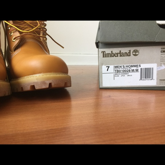 New Timberland Leather Construction Boot - Picture 5 of 6