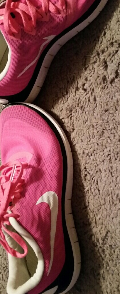 Ladies Nike Roshe size 8