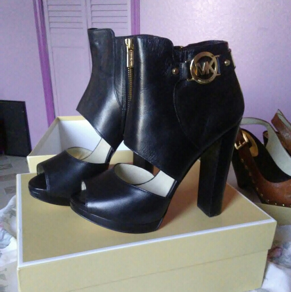 Michael Kors open toe heel
