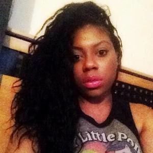 Meet your Posher, Atiya