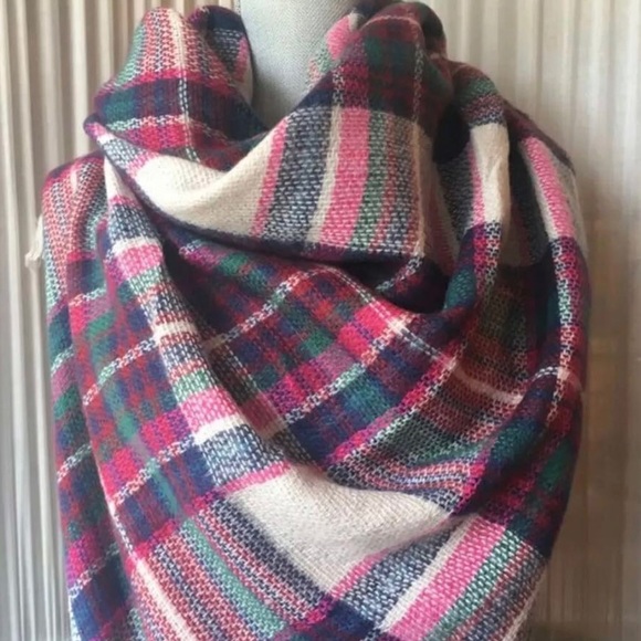 New Gray Cream Pink Plaid Oversized  Blanket Scarf - Picture 3 of 3