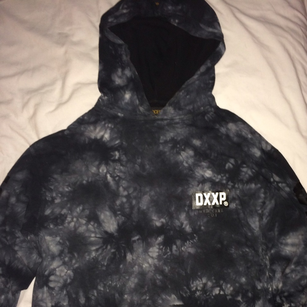 10.Deep Tie Dye Hoodie XL