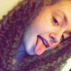 Meet your Posher, Carla