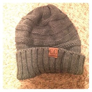 Woman's CC beanie cap oversized grey