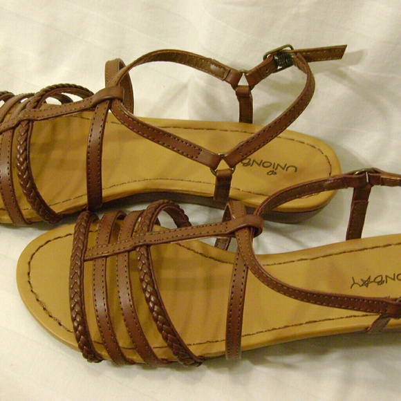 Union Bay Small Wedge Multi Strap sandals - Picture 1 of 6