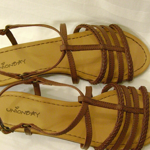 Union Bay Small Wedge Multi Strap sandals - Picture 3 of 6