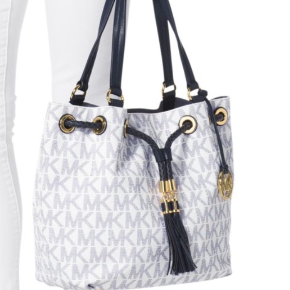 Large gathered tote bag by Michael Kors MUST SALE!