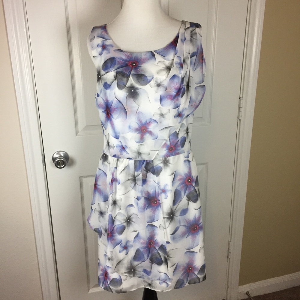 NWT Lauren Conrad Floral Dress