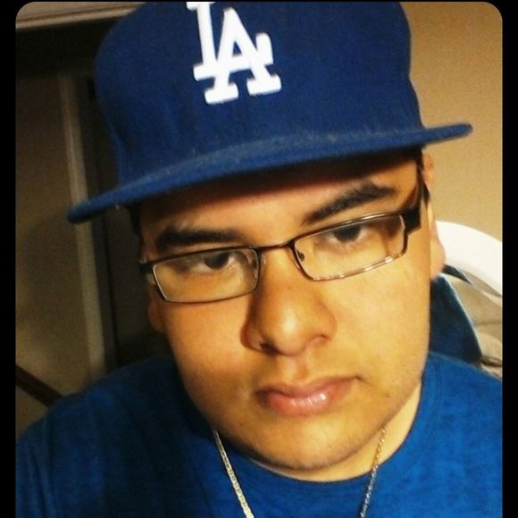 Meet your Posher, Arturo - Picture 1 of 1