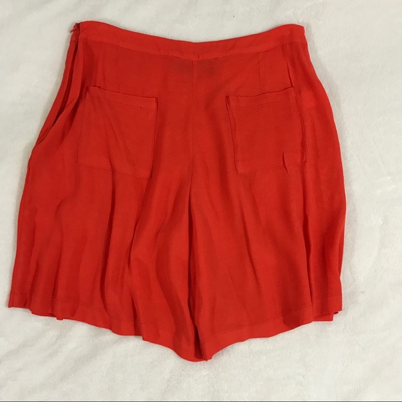 ANTHROPOLOGIE Sundays in Brooklyn Gerbera Shorts - Picture 7 of 8