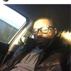 Meet your Posher, Dewayne